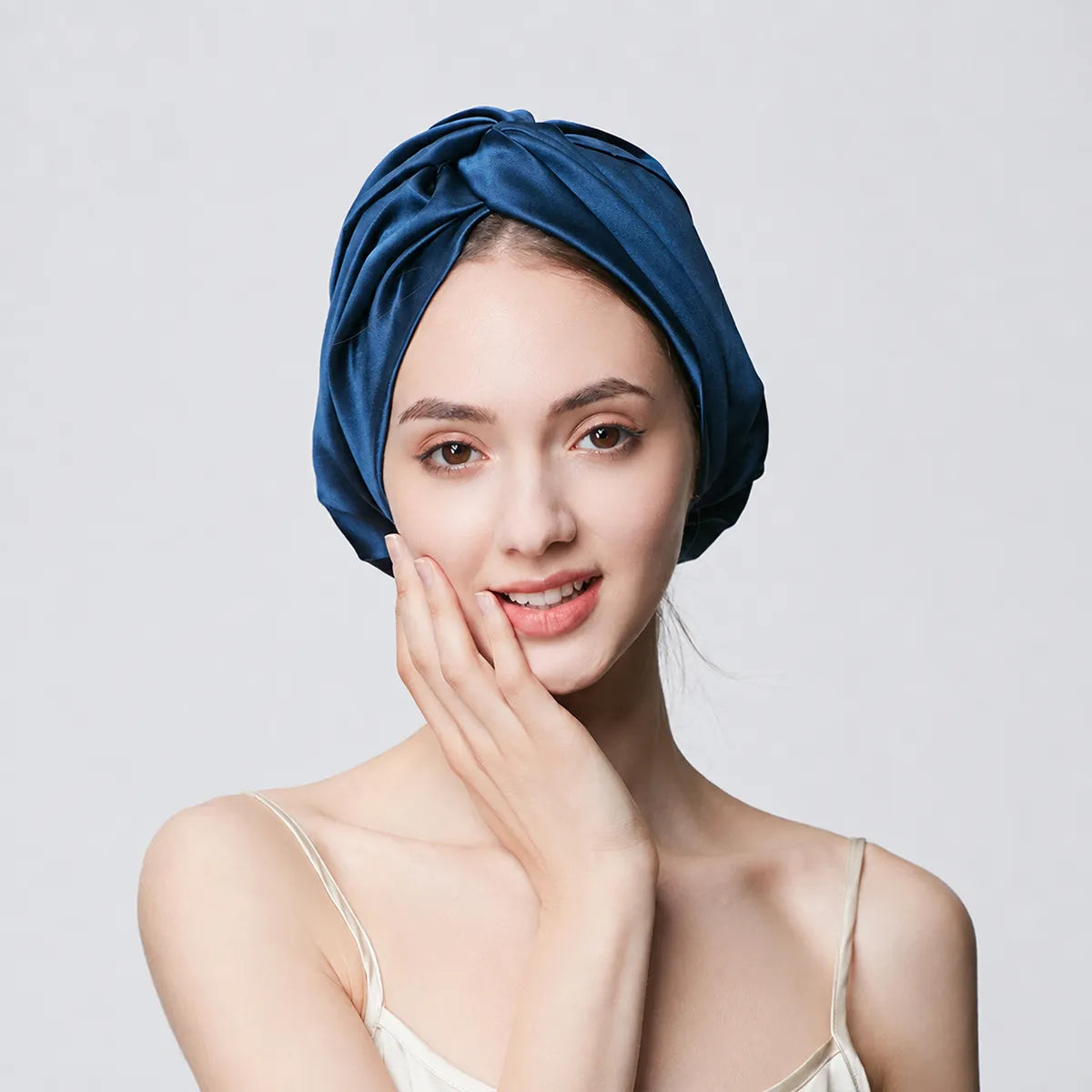 19 Momme Double-Layer Turban-Style Silk Bonnet