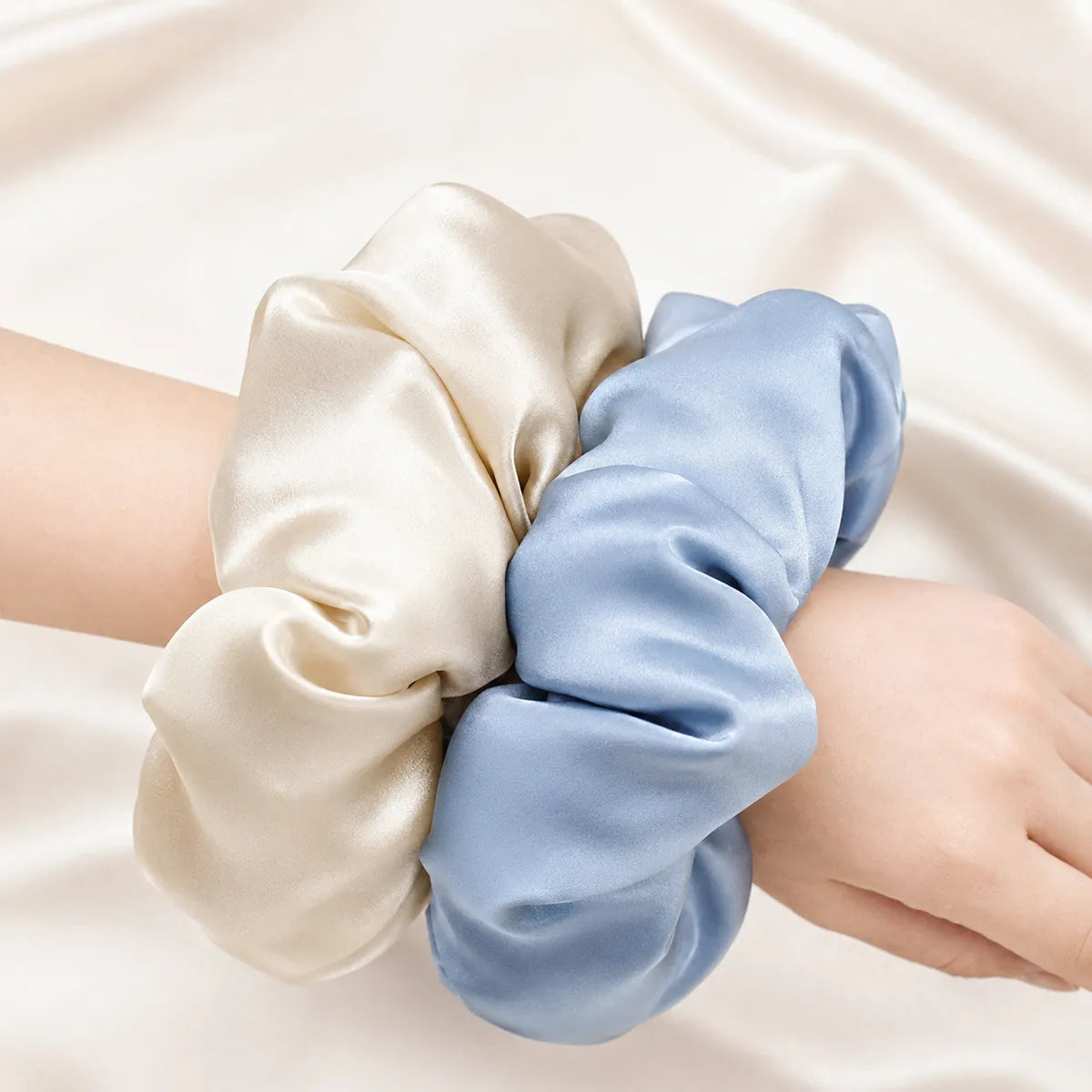 19 Momme Silk-Filled Oversized Scrunchie
